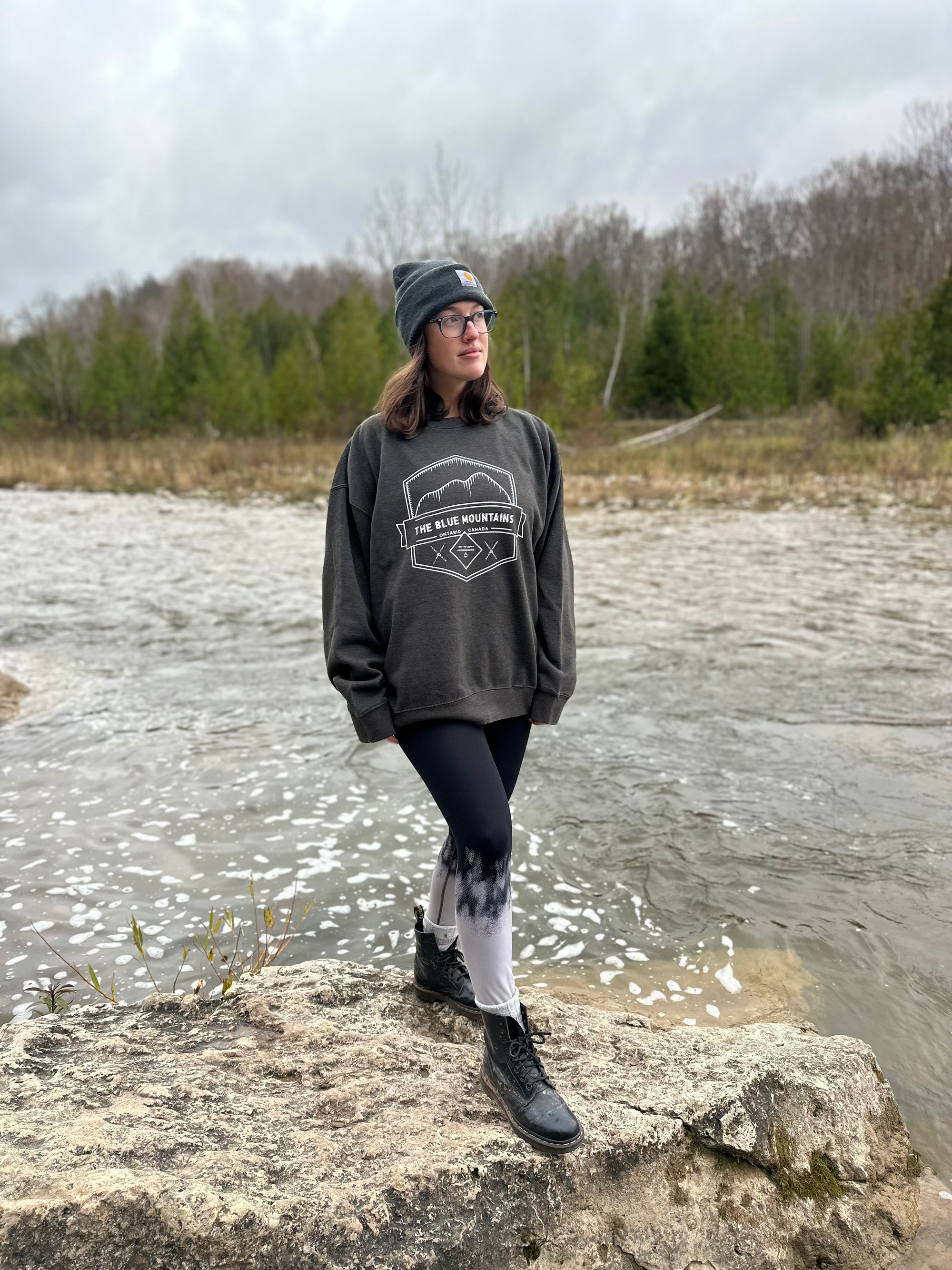 The Blue Mountains Crewneck – Ontario Ski Apparel | Gyles & Co